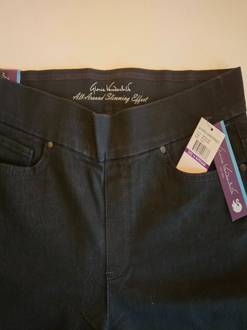 Gloria Vanderbilt Avery Jeans